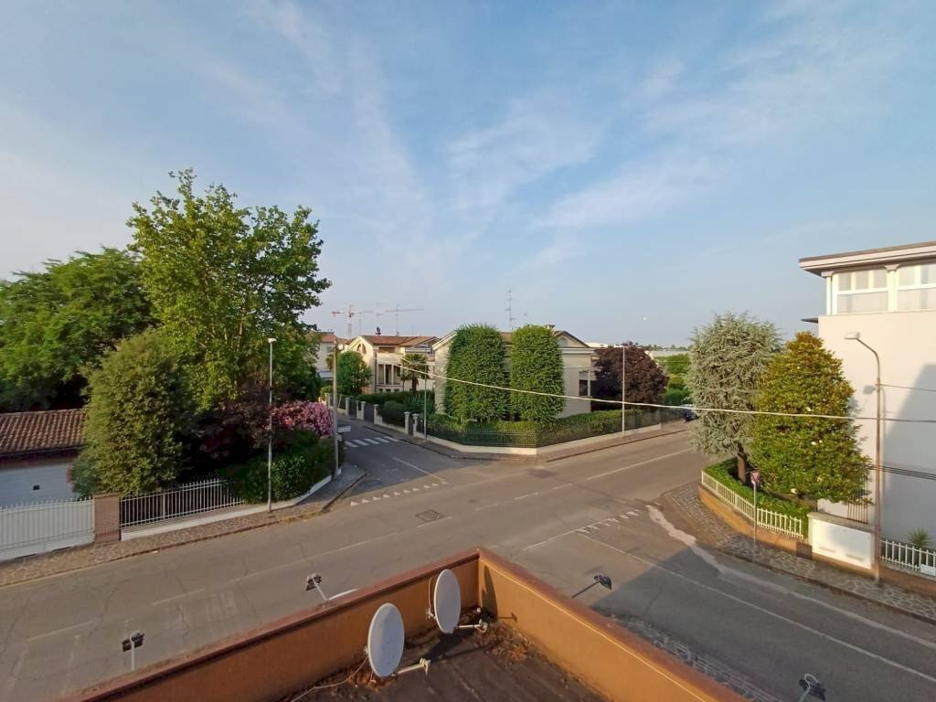 appartamento in vendita a Carpi in zona Quartirolo
