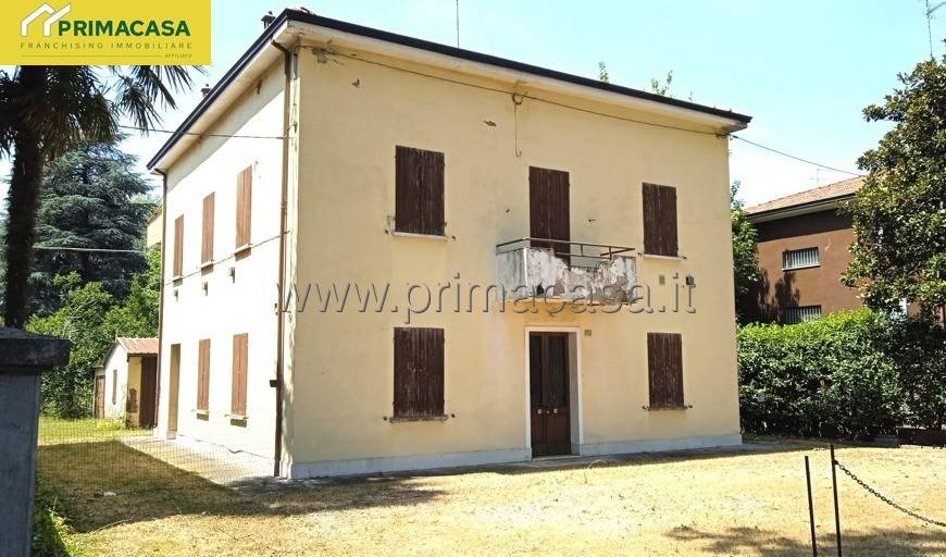 casa indipendente in vendita a Carpi in zona Quartirolo