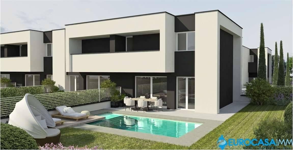 casa indipendente in vendita a Carpi in zona Cibeno Pile