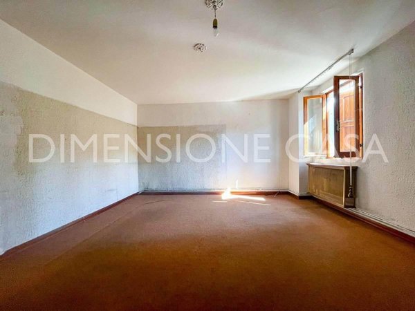 casa indipendente in vendita a Carpi in zona Centro Storico