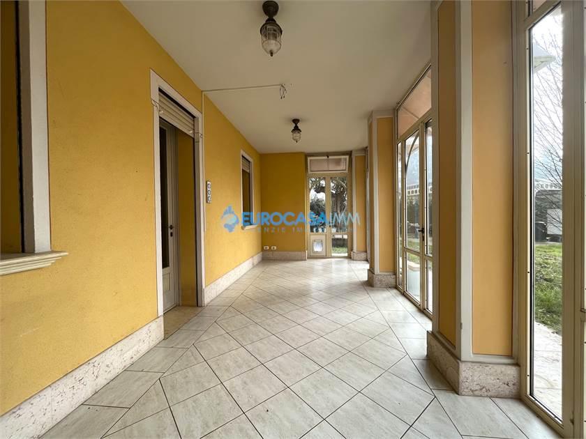 casa indipendente in vendita a Carpi in zona Cibeno Pile
