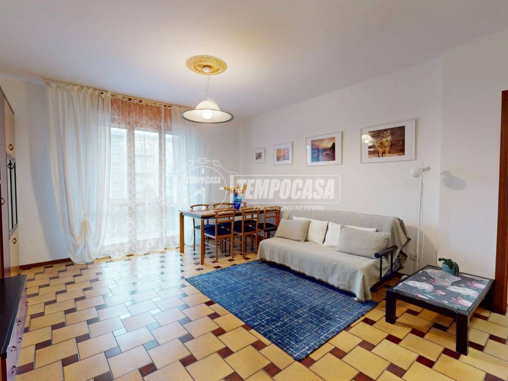 appartamento in vendita a Carpi in zona Cibeno Pile