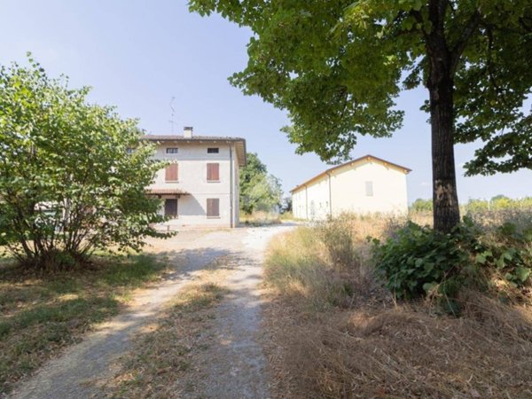 casa indipendente in vendita a Carpi in zona Fossoli