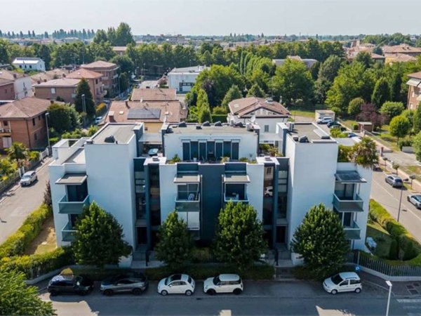 appartamento in vendita a Carpi in zona Centro Storico