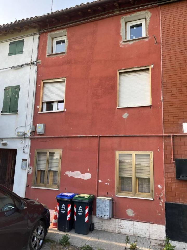 casa indipendente in vendita a Carpi in zona Gargallo