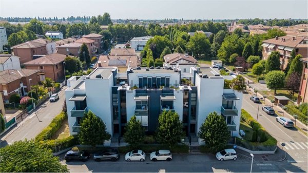 appartamento in vendita a Carpi in zona Centro Storico
