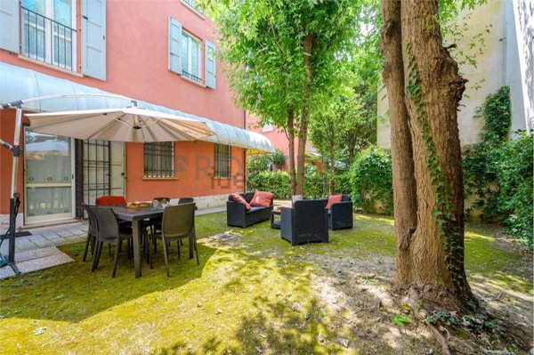 casa indipendente in vendita a Carpi in zona Centro Storico