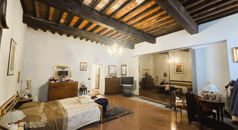 appartamento in vendita a Carpi in zona Centro Storico
