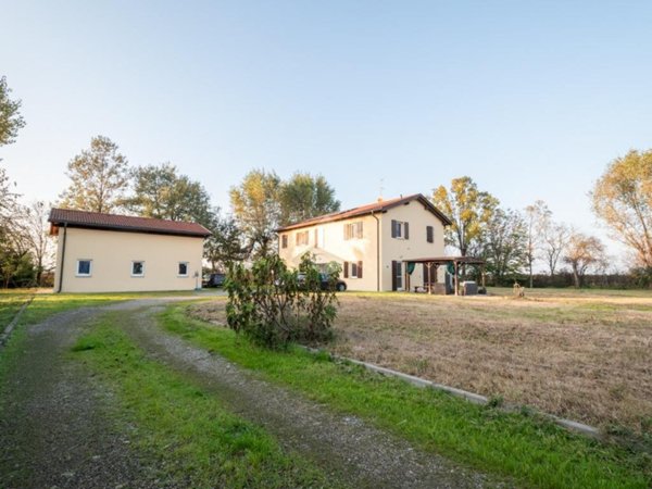 casa indipendente in vendita a Carpi