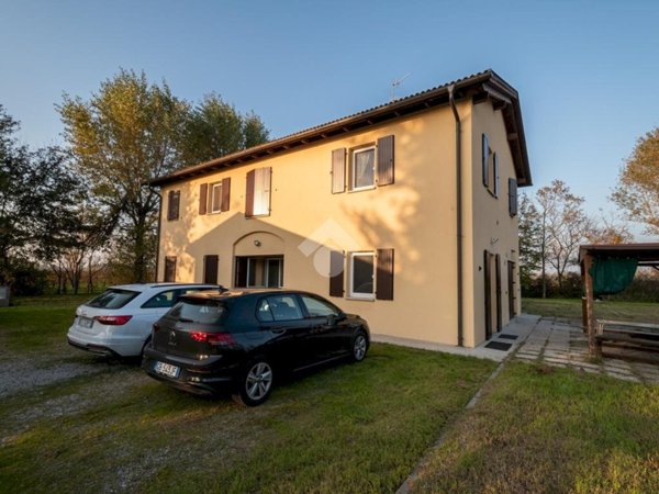 casa indipendente in vendita a Carpi