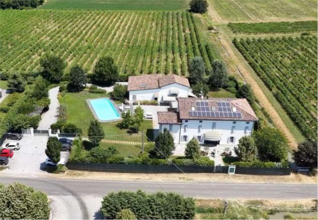casa indipendente in vendita a Carpi