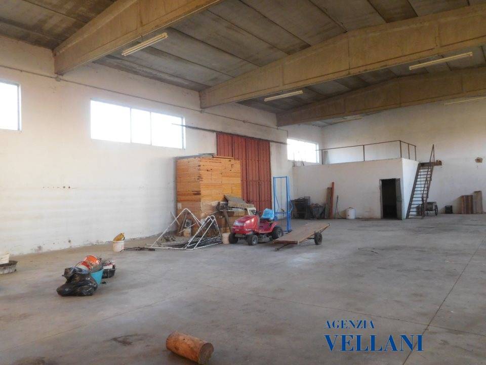 capannone in vendita a Carpi