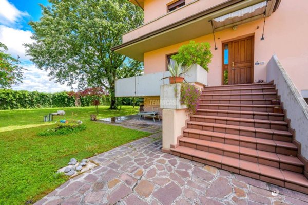 casa indipendente in vendita a Carpi in zona Fossoli