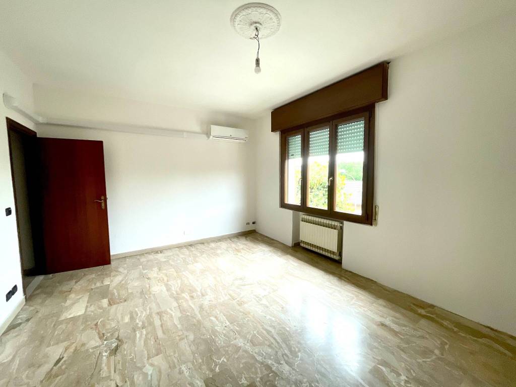 appartamento in vendita a Carpi in zona Cibeno Pile