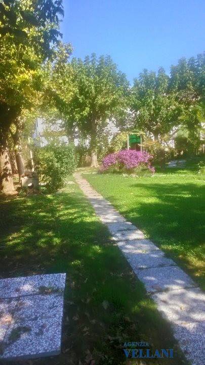 casa indipendente in vendita a Carpi in zona Cibeno Pile