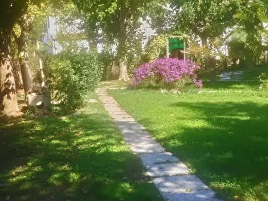 casa indipendente in vendita a Carpi
