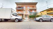 ufficio in vendita a Carpi in zona Quartirolo