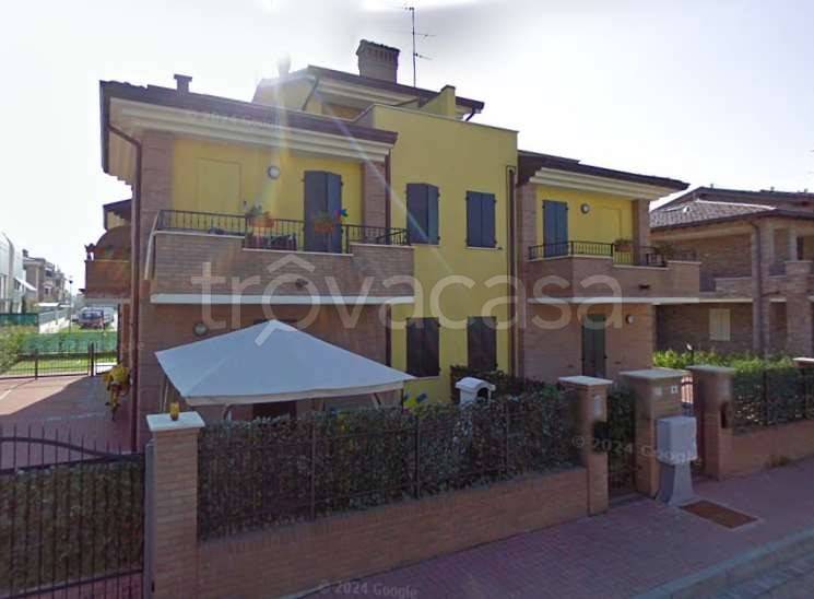 casa indipendente in vendita a Carpi