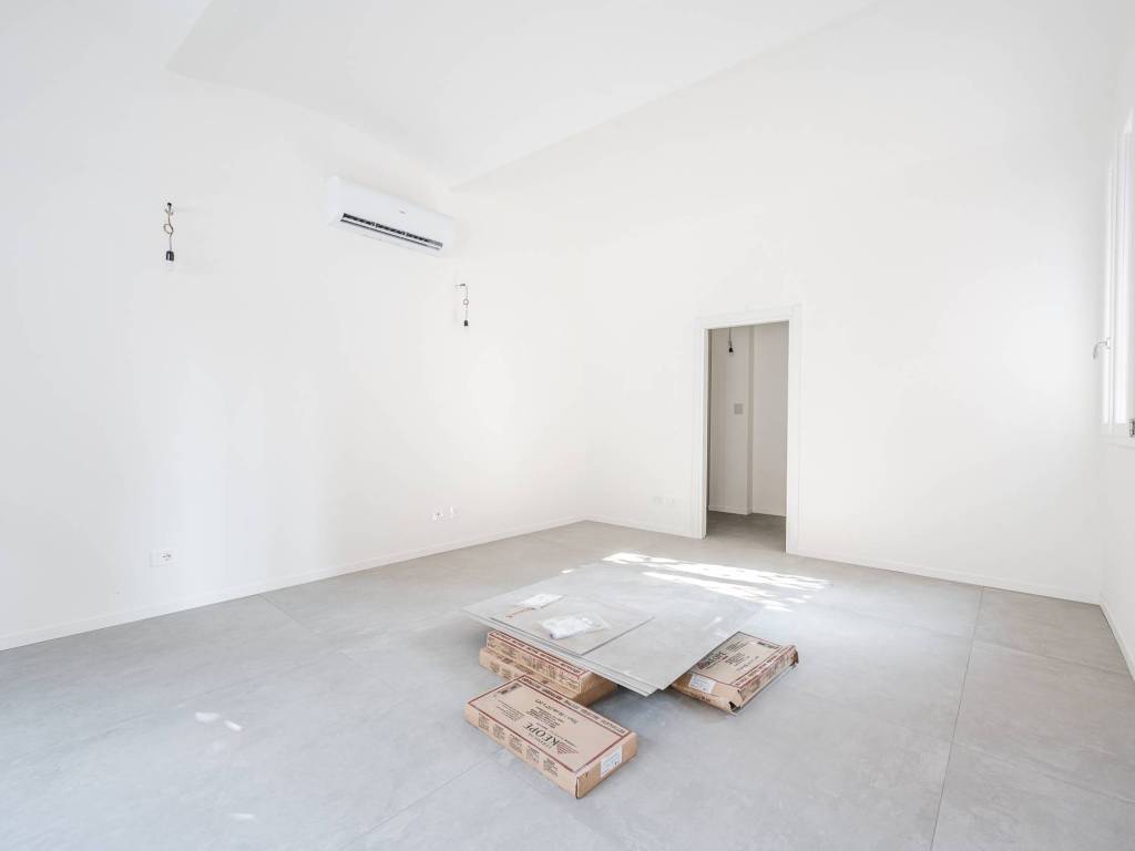 negozio in vendita a Carpi in zona Centro Storico