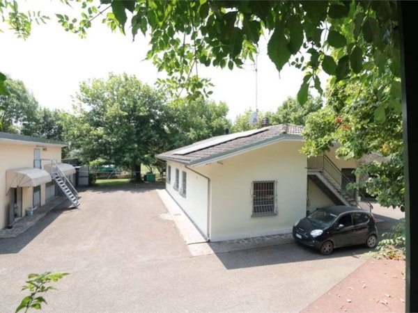 casa indipendente in vendita a Carpi in zona San Marino