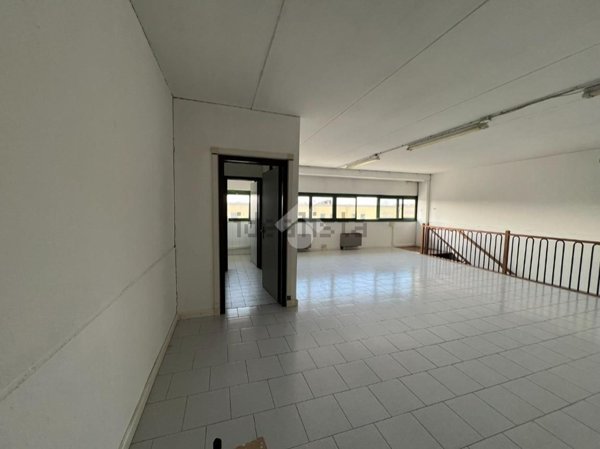 ufficio in vendita a Carpi