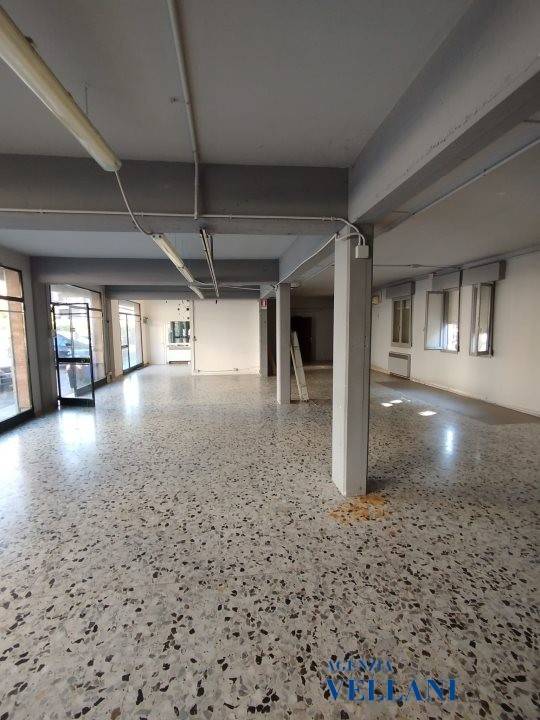 negozio in vendita a Carpi