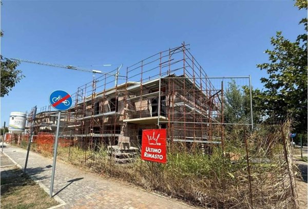 casa indipendente in vendita a Carpi