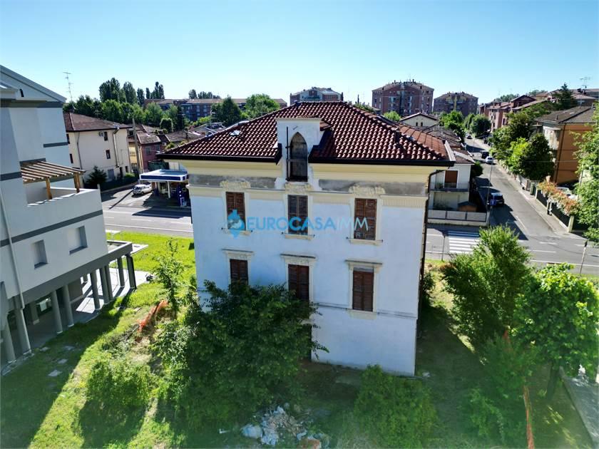 casa indipendente in vendita a Carpi in zona Cibeno Pile