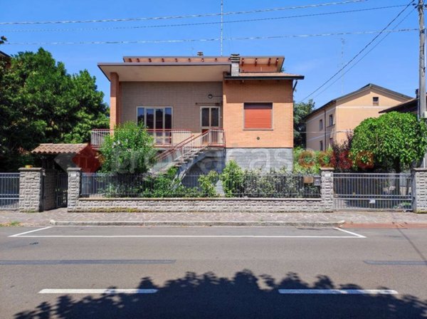 casa indipendente in vendita a Carpi in zona Quartirolo