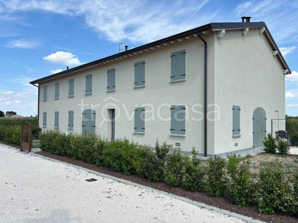 casa indipendente in vendita a Carpi in zona Cortile