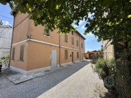 casa indipendente in vendita a Carpi in zona Gargallo