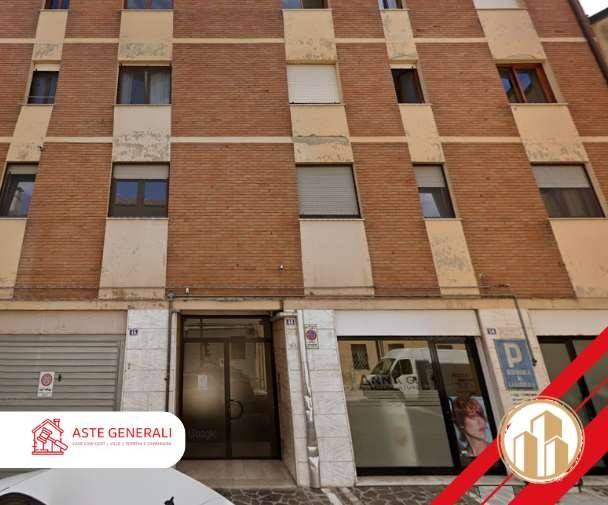appartamento in vendita a Carpi in zona Centro Storico