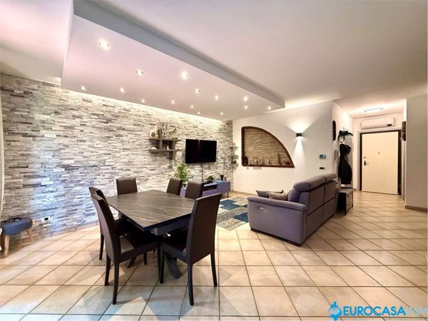 casa indipendente in vendita a Carpi in zona Quartirolo