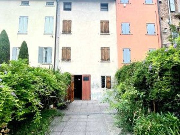 casa indipendente in vendita a Carpi in zona Cibeno Pile