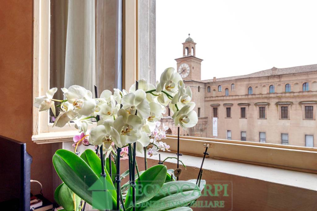 appartamento in vendita a Carpi in zona Centro Storico