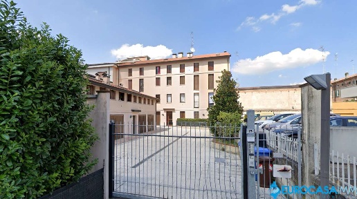 appartamento in vendita a Carpi in zona Centro Storico