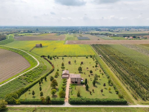 casa indipendente in vendita a Carpi in zona Budrione