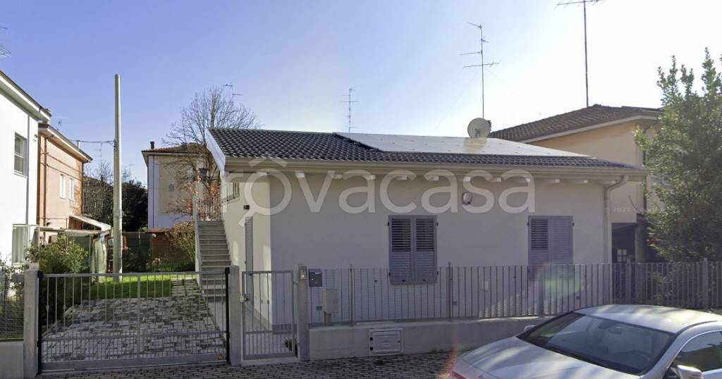 casa indipendente in vendita a Carpi