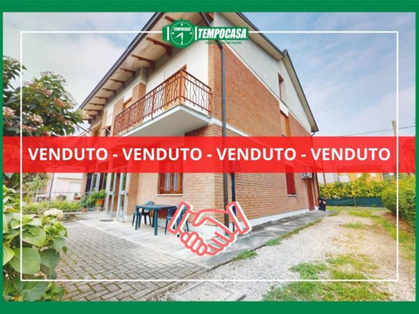 casa indipendente in vendita a Carpi