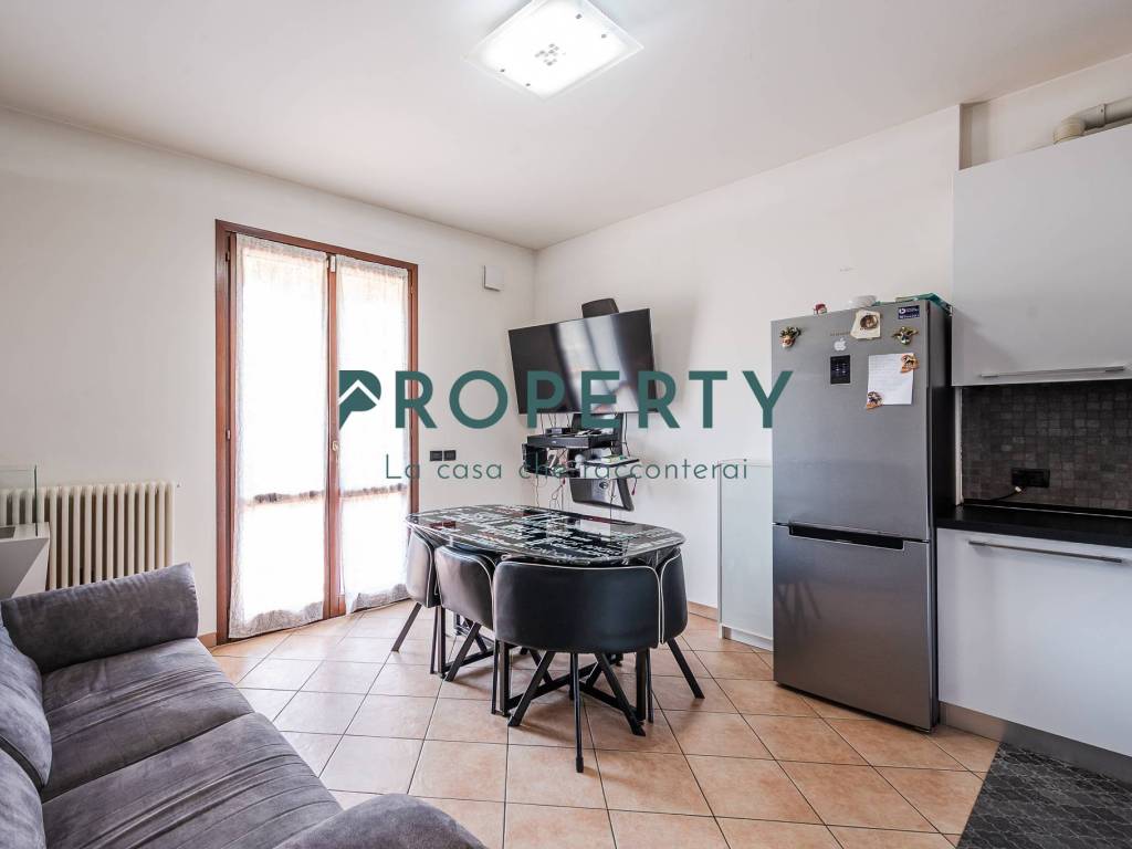 appartamento in vendita a Carpi in zona Cibeno Pile