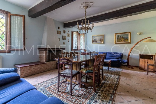 casa indipendente in vendita a Carpi in zona San Marino