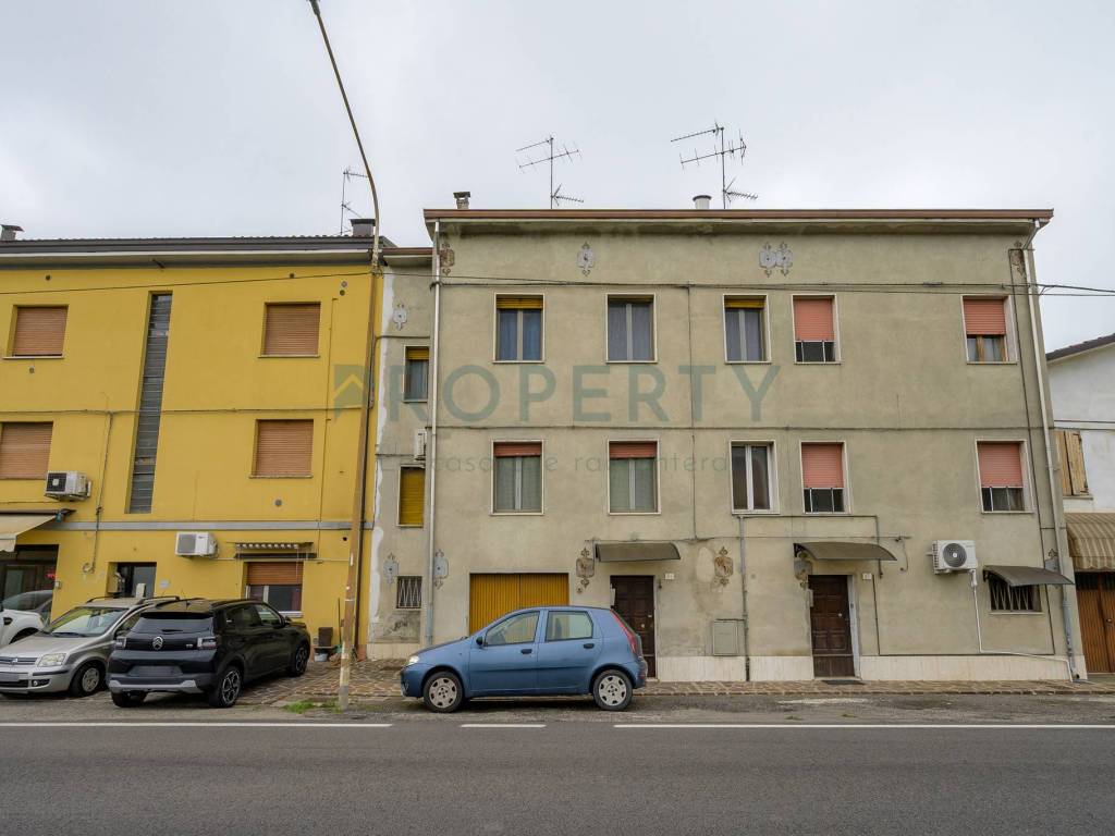 casa indipendente in vendita a Carpi