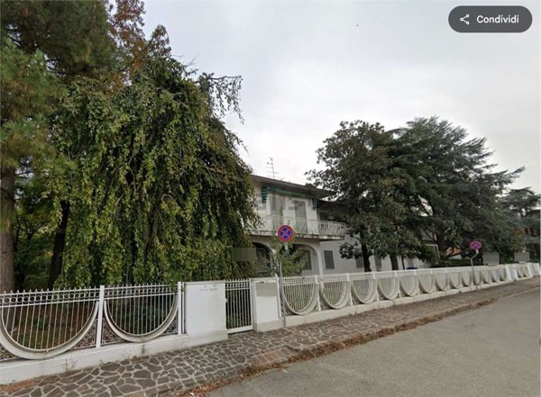 villa in vendita a Carpi in zona Quartirolo