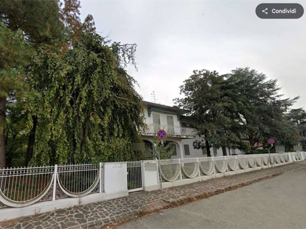 villa in vendita a Carpi in zona Quartirolo