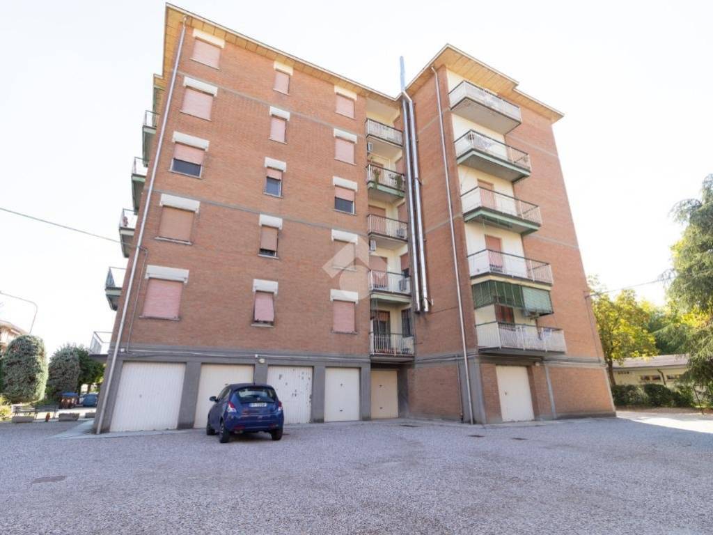 appartamento in vendita a Carpi in zona Quartirolo