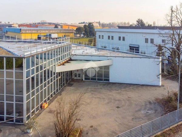 locale commerciale in vendita a Carpi in zona San Marino