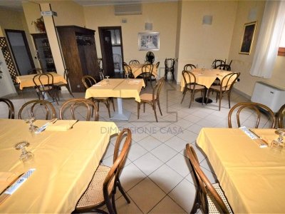 negozio in vendita a Carpi in zona Centro Storico