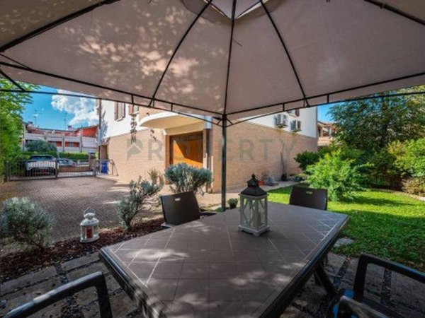 appartamento in vendita a Carpi in zona Gargallo