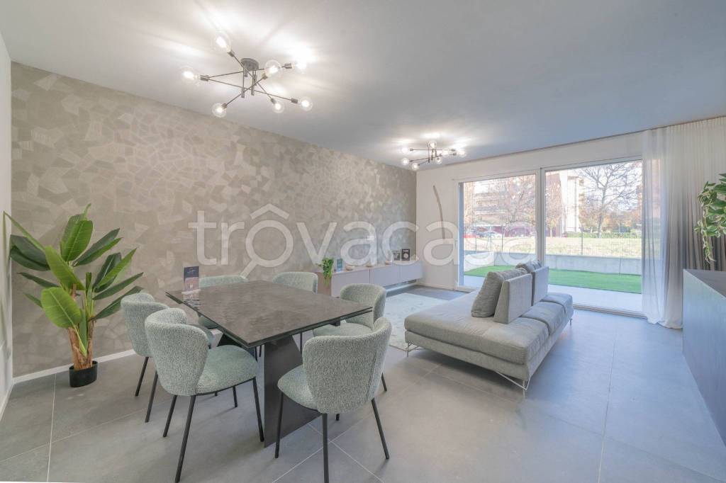 casa indipendente in vendita a Carpi