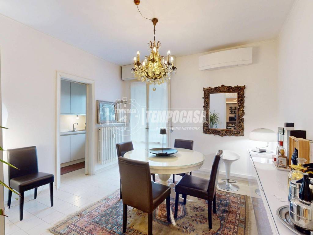 appartamento in vendita a Carpi in zona Centro Storico